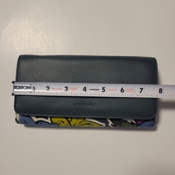 Vera Bradley NWT Falling Flowers RFID Audrey Wallet. - Picture 12 of 15